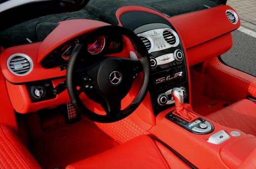 The SLR McLaren Roadster gets a tuning kit for its 55liter supercharged V8 